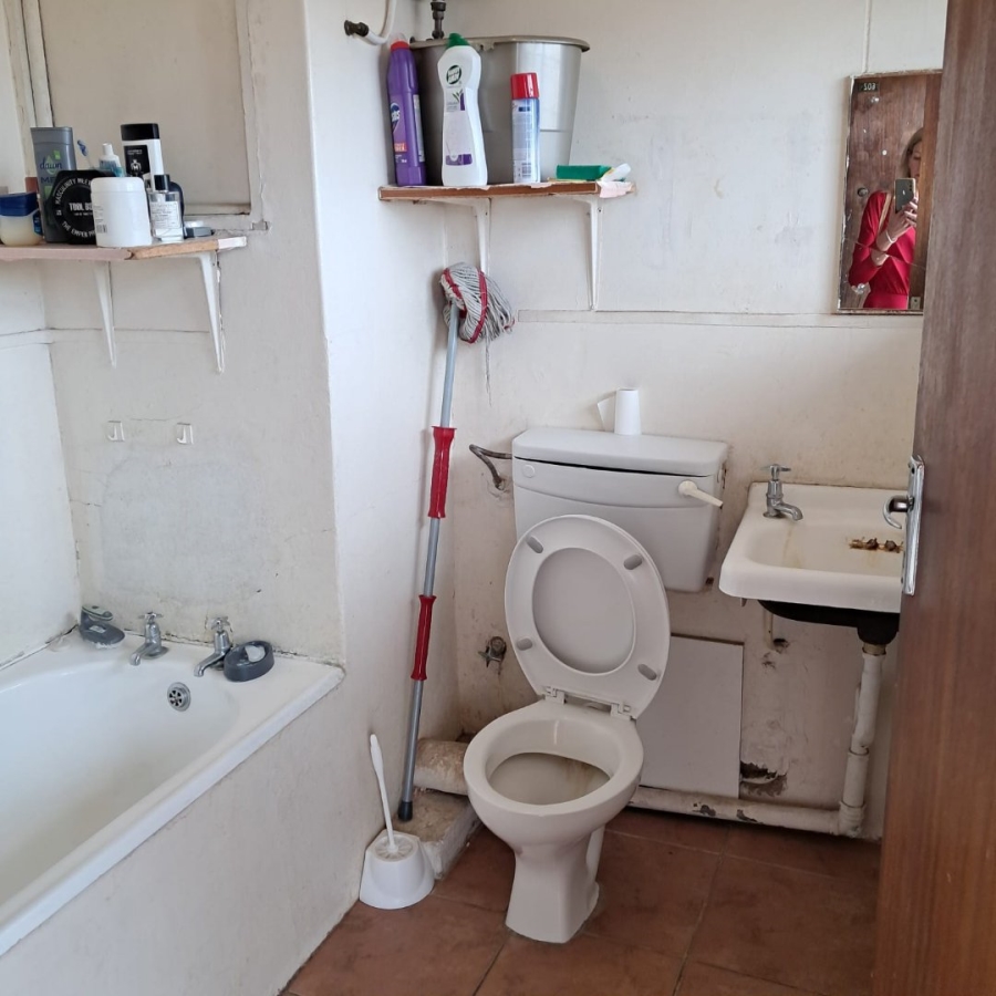 1 Bedroom Property for Sale in Bloemfontein Free State